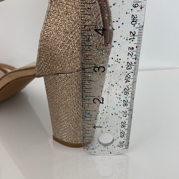 Rose gold studded block heels Davids Bridal Everly Size 8 - Picture 10 of 16